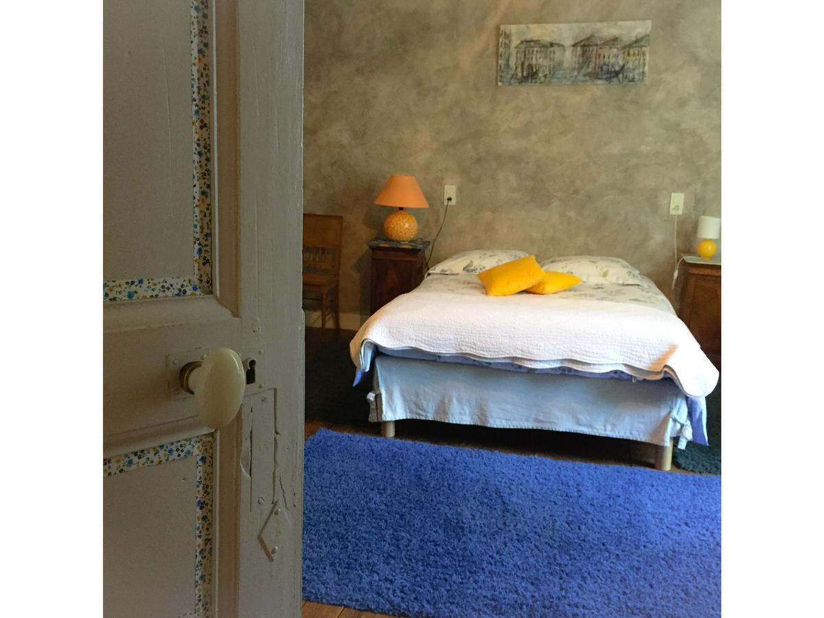 Bed and Breakfast Domaine De Puytirel Champagne-et-Fontaine Zewnętrze zdjęcie
